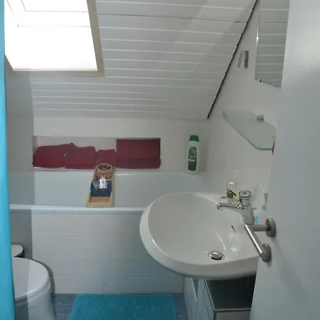 Δωμάτια σε οικογενειακή κατοικία Dg-zimmer